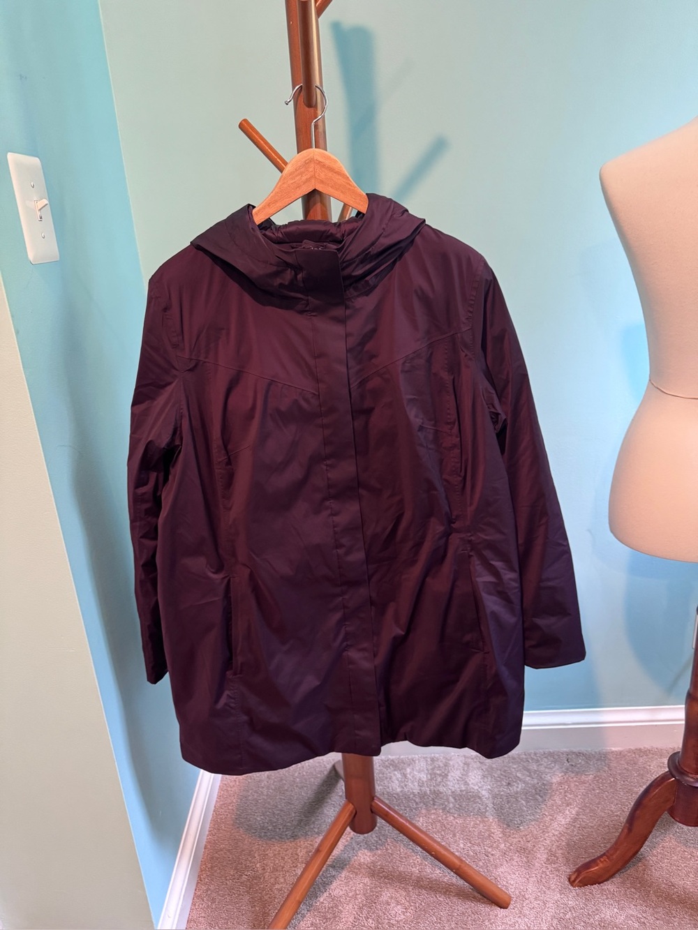 32 Degrees Hooded Trench Coat in Deep Plum